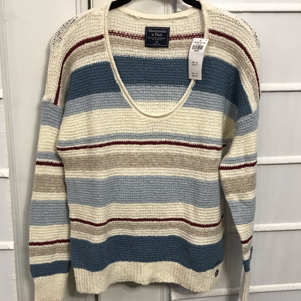 Ladies Abercrombie & Fitch Sweater